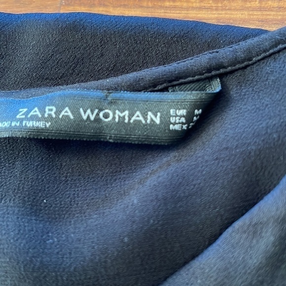 Zara Women Black Flowy Sheer Sleeves Top. P/M/A1722 - Picture 6 of 7